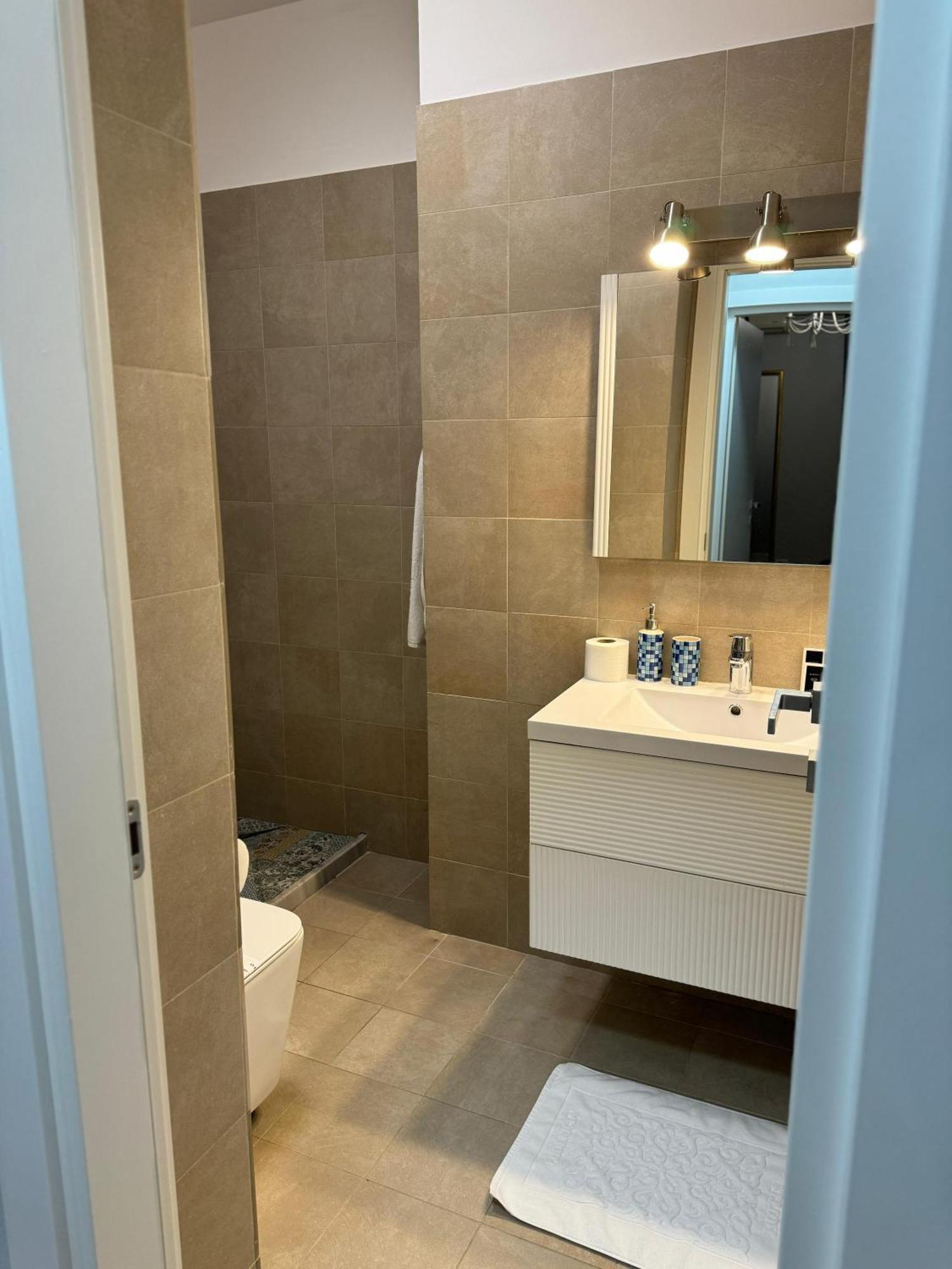 Phoenicia Suites Baneasa Букурещ Екстериор снимка